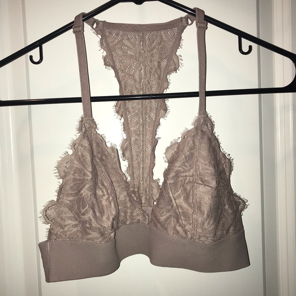 💗PINK (Victoria’s Secret) - Tan Lace Bralette💗